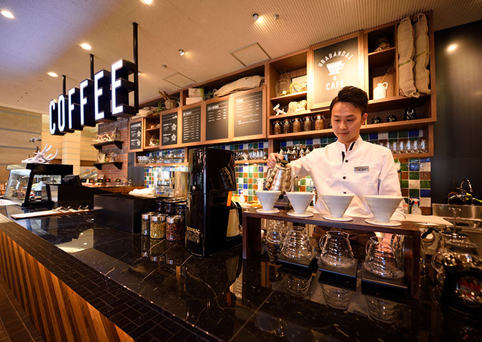 카페 「Urabandai Cafe」. 엄선한 커피를 즐길 수 있습니다.