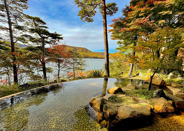 온천 가을