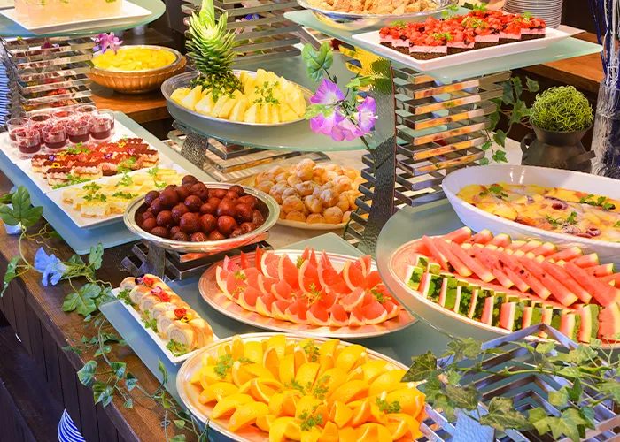우라반다이 만의 제철의 맛을 다 먹는다